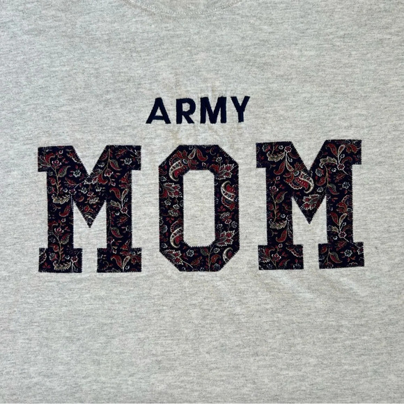 M.J. Soffee Grey Embroidered Army Mom Logo T-Shirt Size XL - Picture 5 of 11